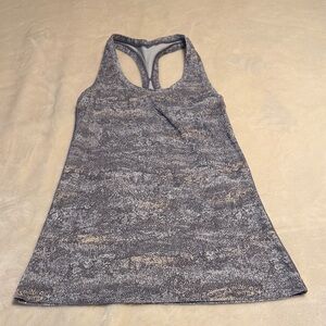 Womens Size 4 Lululemon Tank
